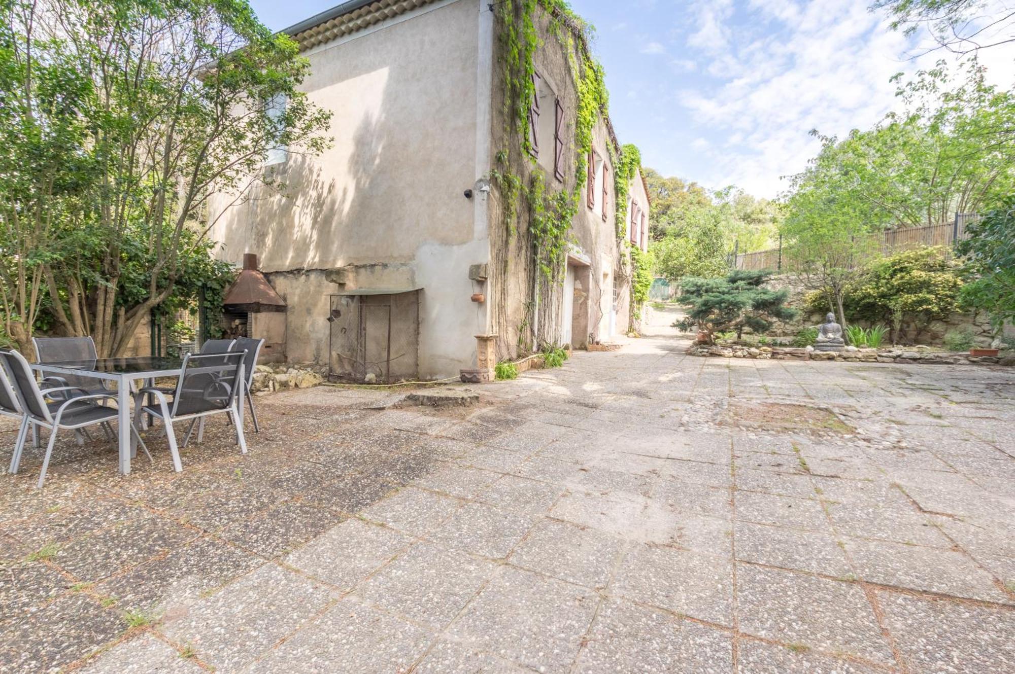 Maison Avec Piscine Location De Vacances Ferme Pedagogique Du Dolmen Le Pouget Exterior foto